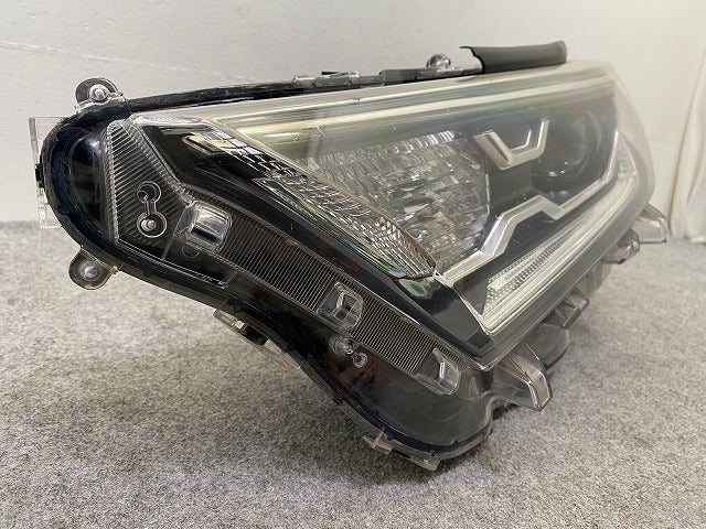 RAV4 ラブ4 MXAA52/MXAA54/AXAH52/AXAH54 純正 前期 左 ヘッドライト/ランプ LED レベライザー 刻印M STANLEY 42-95 トヨタ(148912)