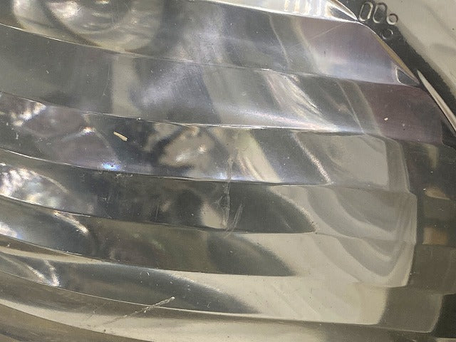 エッセ L235S/L245S 純正 右 ヘッドライト/ランプ ハロゲン レベライザー KOITO 100-51824 ダイハツ(148915)