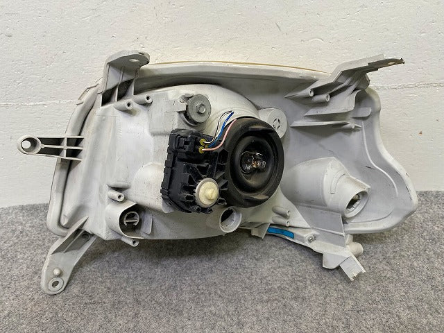 エッセ L235S/L245S 純正 右 ヘッドライト/ランプ ハロゲン レベライザー KOITO 100-51824 ダイハツ(148915)
