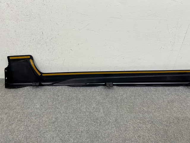 プリウス ZVW50/ZVW51/ZVW55/ZVW52 純正 右 サイドステップ サイドスカート モデリスタ 76911-690A D2611-20110-C0 ブラック 218(148923)