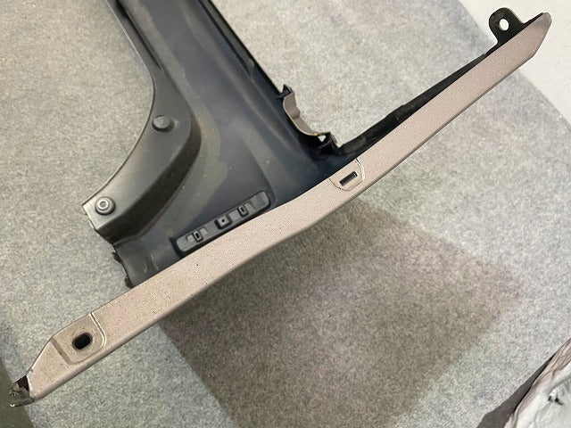 ヴォクシー/ノア/エスクァイア ZRR80G/ZRR85G/ZRR80W/ZRR85W/ZWR80G/ZWR80W 純正 リア バンパー 52159 28620 ブロンズ 4V8 トヨタ(148931)