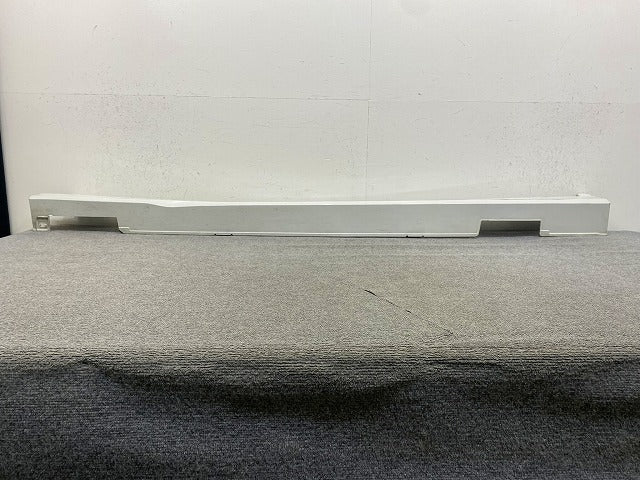 ステップワゴン スパーダ/RP3/RP4/RP5 純正 左 サイドステップ/サイドスカート 71850-TAA-N0 ホワイト パール ホンダ(148957)