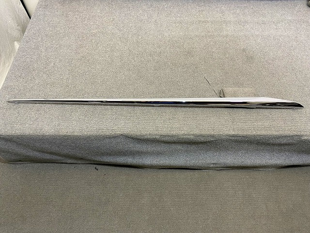 新車取り外し!カムリ AXVH70/AXVH75 純正 左 サイドステップ/サイドスカート モデリスタ D2611-54410-XX D2611-54410-00 素地(148979)