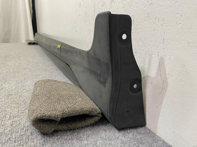 新車取り外し!カムリ AXVH70/AXVH75 純正 左 サイドステップ/サイドスカート モデリスタ D2611-54410-XX D2611-54410-00 素地(148979)