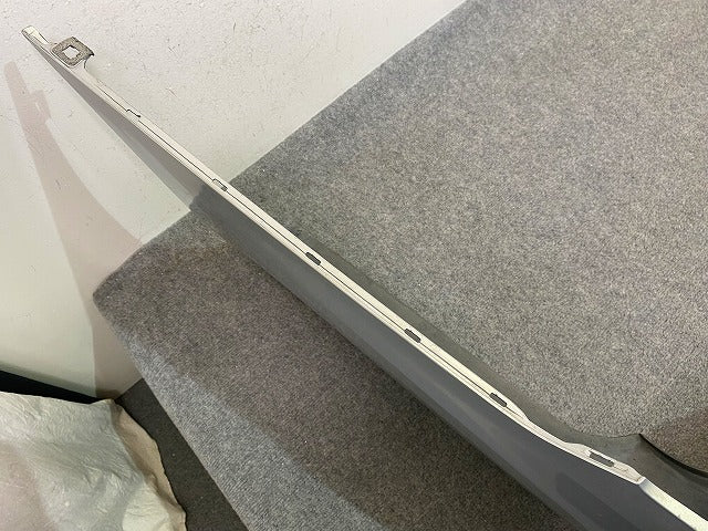 クラウン 18系/GRS180/GRS181/GRS182/GRS183/GRS184 UZS186/UZS187 純正 リア バンパー 52159-30340 シルバー メタリック トヨタ(149002)