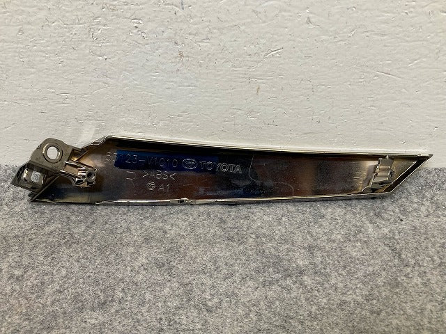 ノア NOAH 90系/MZRA90W/MZRA95W/ZWR90W/ZWR95W 純正 右 フロント グリルモール メッキ ガーニッシュ 53123-V1010 トヨタ(149006)