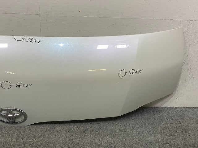 ハイエース/レジアスエース 200系/ワイド 純正 ボンネット/エンジンフード ホワイトパールクリスタルシャイン 070 トヨタ(149013)