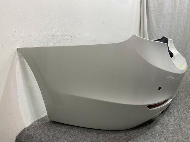 3シリーズ F30/F31 純正 フロント バンパー リフレクター付 773828-10 アルピンホワイトIII 300 BMW(149021)