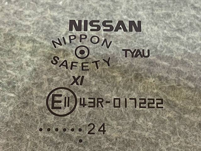 オーラ AURA/ノート NOTE FE13/FSNE13/E13/SNE13 純正 右 フロント ドア ガラス 43R-017222 日産(149022)