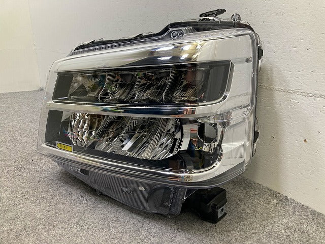 アトレー/ハイゼット カーゴ S700V/S710V/S700W/S710W 純正 左 ヘッドライト/ランプ レベ LED 刻印エL ICHIKOH A011/81110-B5210(149036)