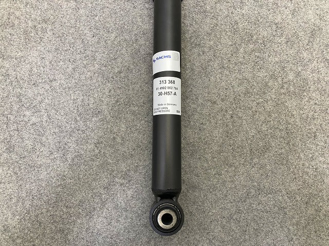新品!A4 8E系 社外 リア ショック アブソーバー SACHS ザックス 313 368 313368 アウディ(149059)