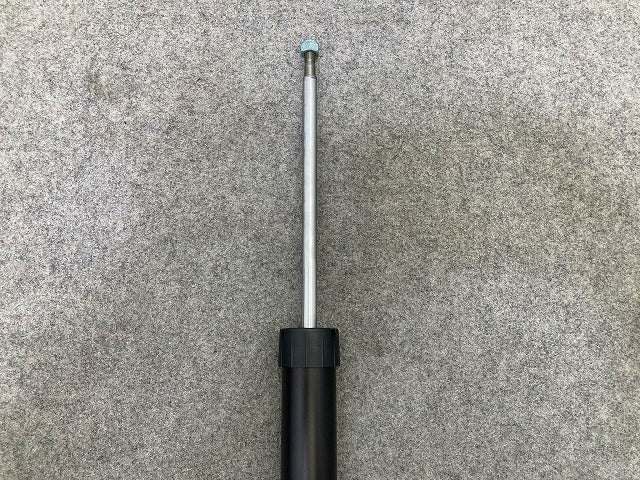 新品!A4 8E系 社外 リア ショック アブソーバー SACHS ザックス 313 368 313368 アウディ(149060)