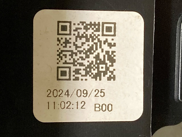 アクア/AQUA MXPK10/MXPK11/MXPK15/MXPK16 純正 フロント グリル/ラジエーターグリル ロア カメラ穴 53101-52A00/10/20/30 トヨタ(149074)