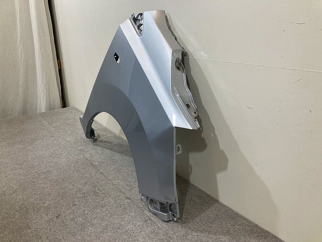 ミライース LA350S/LA360S 純正 右 フロント フェンダー 53811-B2A90 ブライトシルバーメタリック S28 ダイハツ(149075)