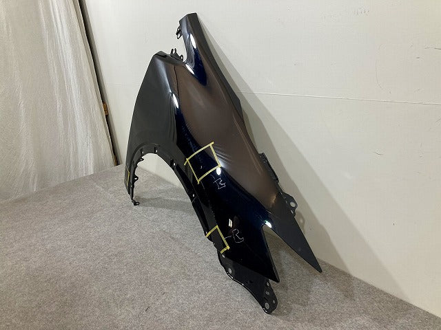 プリウス 60系/ZVW60/ZVW65/MXWH60/MXWH65/MXWH61 純正 右 フロント フェンダー アティチュードブラックマイカ 218 トヨタ(149076)