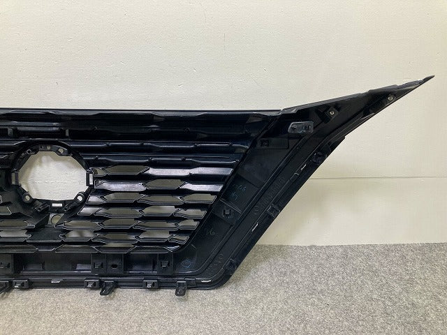 エクストレイル/X-TRAIL T33/SNT33 純正 フロント グリル/ラジエーターグリル 62310 6RU0A/B/C/D  日産(149077)