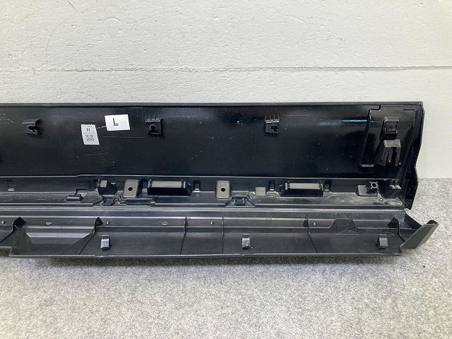 ヴォクシー/ノア 90系/MZRA90W/MZRA95W ハイブリッド/ZWR90W/ZWR95W 純正 右 76903-V1020 ブラック ソリッド トヨタ(149083)