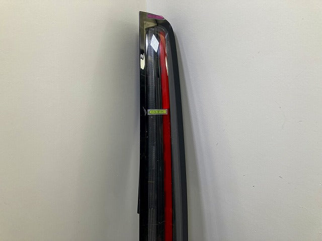 ジャンク!ステップワゴン スパーダ/RP6/RP7 e:HEV/RP8 純正 右 テールランプ/ライト/レンズ LED STANLEY W6329 ホンダ(149094)