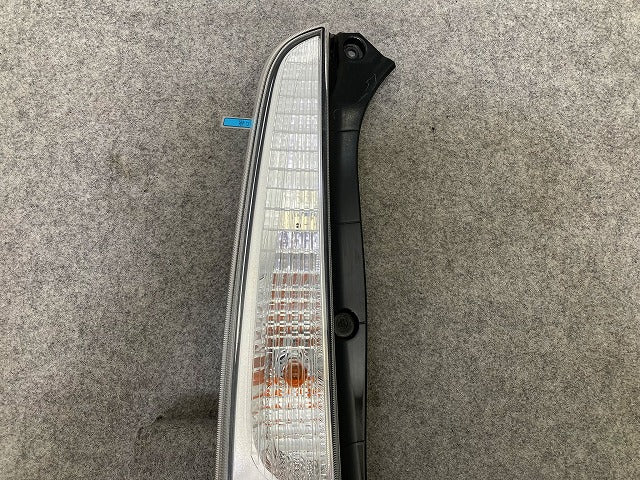 ムーヴ カスタム LA100S/LA110S 純正 左 テールランプ/ライト/レンズ LED ICHIKOH D098 ダイハツ(149101)