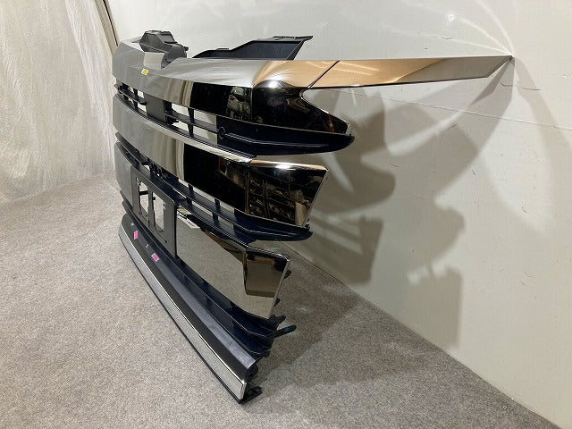 ノア NOAH 90系/MZRA90W/MZRA95W/ZWR90W/ZWR95W 純正 フロント グリル/ラジエーターグリル カメラ穴付 53112-V1020 トヨタ(149104)