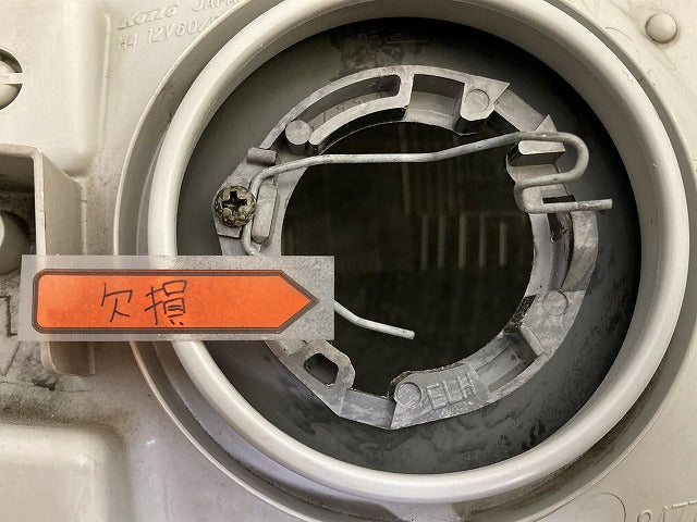 キャラバン E25/CQGE25/CWGE25/QE25/QGE25/SE25/SGE25 純正 左 ヘッドライト/ランプ ハロゲン 刻印V KOITO 100-24774 日産(149111)
