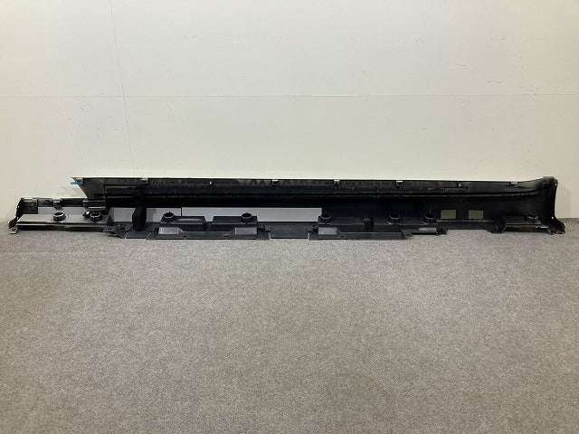 クラウン セダン AZSH32/KZSM30 純正 右 サイドステップ/サイドスカート 75850-30500 シルバー メタリック トヨタ(149125)