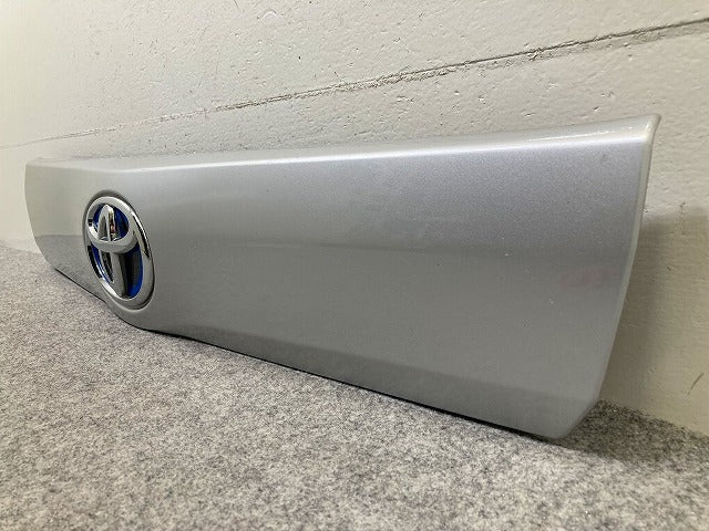 プリウスα/アルファ ZVW40W/ZVW41W 純正 後期 リア ガーニッシュ 76801-47140/76811-47130 シルバー メタリック トヨタ(149133)