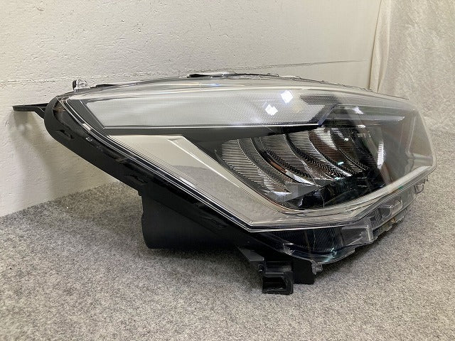 ライズ A200A/A210A/A201A/A202A 純正 前期 右 ヘッドライト/ランプ LED レベライザー 刻印AD1 ICHIKOH 1991 トヨタ(149141)