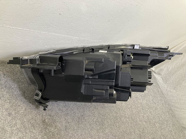 ライズ A200A/A210A/A201A/A202A 純正 前期 右 ヘッドライト/ランプ LED レベライザー 刻印AD1 ICHIKOH 1991 トヨタ(149141)
