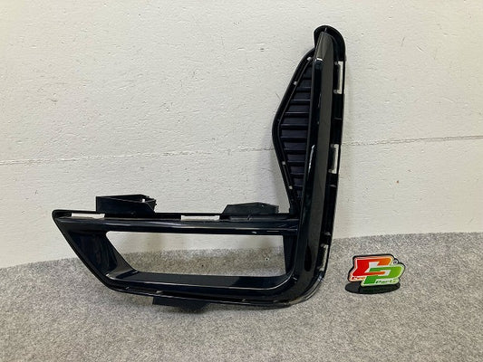 セレナ ハイウェイスター C27/GFC27/GFNC27/GC27/GNC27 純正 後期 左 フロント フォグカバー 62257 5TT1B 62257-5TT1B ブラック(149175)