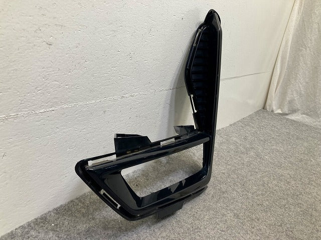 セレナ ハイウェイスター C27/GFC27/GFNC27/GC27/GNC27 純正 後期 左 フロント フォグカバー 62257 5TT1B 62257-5TT1B ブラック(149175)