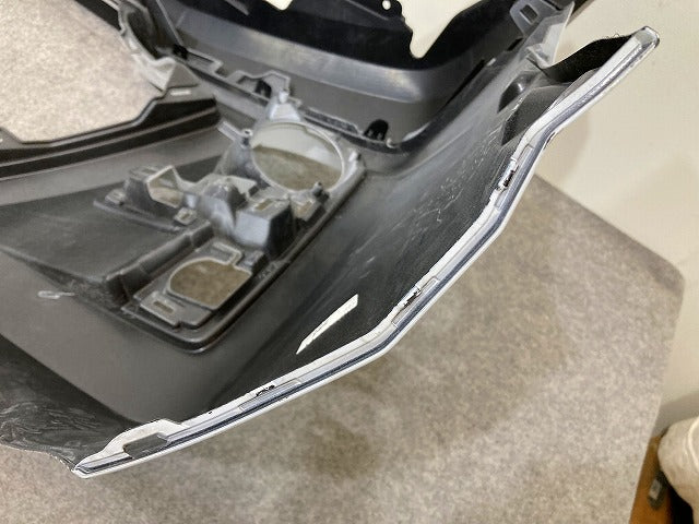 ライズ A200A/A210A/A201A/A202A 純正 フロント バンパー 52119-B1410 シャイニングホワイトパール W25 トヨタ(149178)