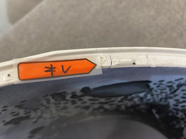ヤリス KSP210/MXPA10/MXPA15/MXPH10/MXPH15 MXPH14/MXPH17 純正 リア バンパー 52159-K0010/20/50 ホワイトパール 070 トヨタ(149179)