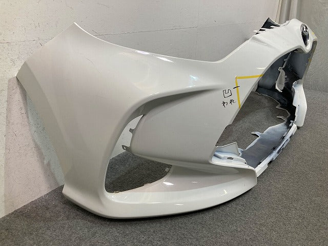 ヤリス KSP210/MXPA10/MXPA15/MXPH10/MXPH15 MXPH14/MXPH17 純正 フロント バンパー 52119-52E70/E80/E90 ホワイト 040 トヨタ(149202)