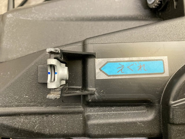 エクストレイル/X-TRAIL T33/SNT33 純正 右 ヘッドライト/ランプ LED レベライザー 刻印D3 KOITO 100-23795 日産(149221)