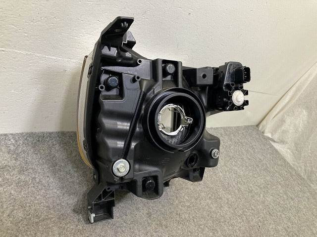 美品!MRワゴン MF33S 純正 左 ヘッドライト/ランプ ハロゲンレベライザー レベライザー STANLEY P9510 35320-50M00 スズキ(149223)
