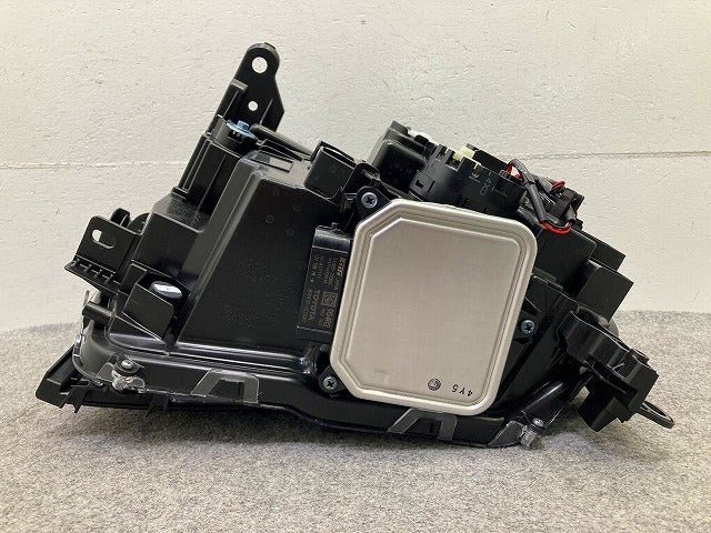ランドクルーザー/ランクル TRJ250W/GDJ250W 純正 右 ヘッドライト/ランプ LED レベライザー 刻印4V ICHIKOH 60-343 81004-60010(149228)