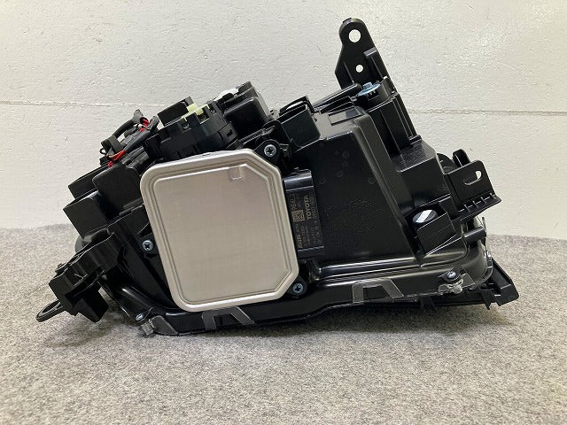 ランドクルーザー/ランクル TRJ250W/GDJ250W 純正 左 ヘッドライト/ランプ LED レベライザー 刻印4V ICHIKOH 60-343 81004-60010(149229)