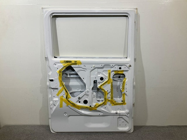 エブリィバン DA17V 純正 右 リア ドア スペリアホワイト 26U スズキ(149230)