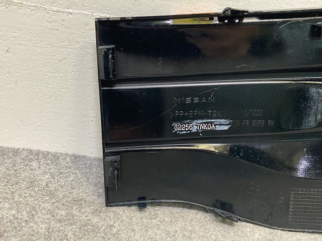 ルークス ハイウェイスター B44A/B45A/B47A/B48A 純正 右 フロント フォグランプ ガーニッシュ 62256 7NK0A ブラック GAS 日産(149237)