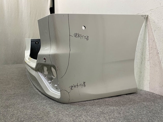 ヴォクシー/ノア 90系/ZWR90W/ZWR95W/MZRA90W/MZRA95W 純正 リア バンパー 52159-V1050/60 ホワイトパール 070 トヨタ(149238)