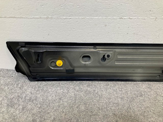 セレナ C27/HC27/HFC27/GC27/GNC27 純正 左 スライドドア レールカバー ダイヤモンドブラック G41 日産(149260)