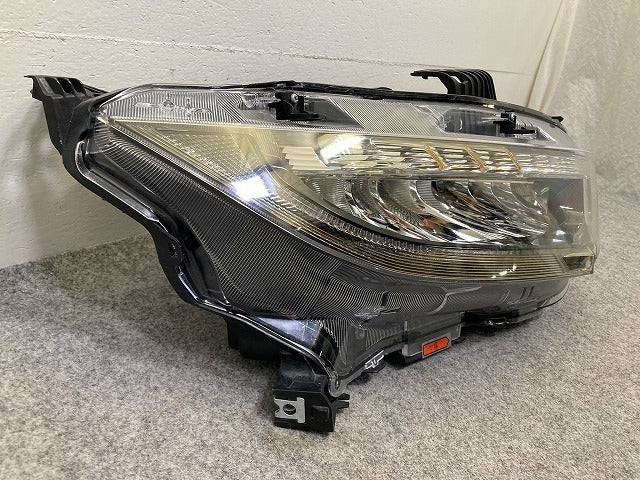 シビック FK7 タイプR/FK8 純正 右 ヘッドライト/ランプ LED レベライザー 刻印J1 KOITO 100-18661 33100-TGH-J11 ホンダ(149282)
