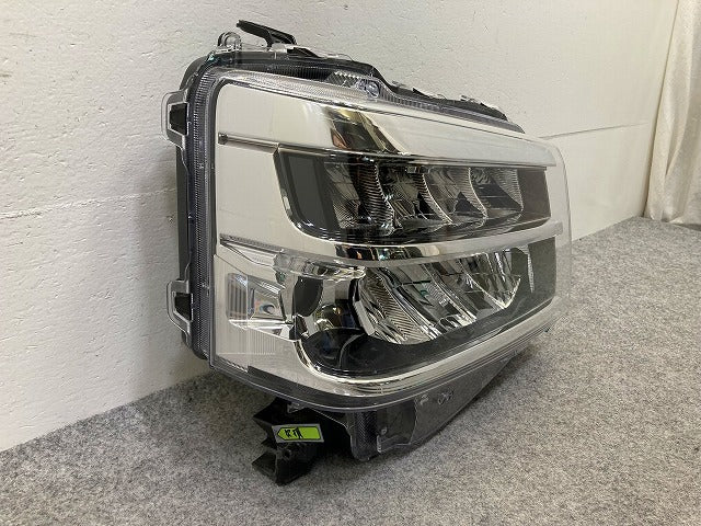ハイゼット カーゴ S700V S710V S700W S710W 純正 右 ヘッドライト/ランプ LED レベライザー 刻印エR ICHIKOH A011/81110-B5210(149286)