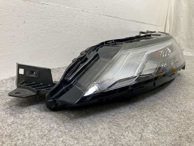 ジャンク!エクストレイル/X-TRAIL T33/SNT33 純正 左 ウィンカー LED 刻印S2 KOITO 210-2378S 日産(149291)
