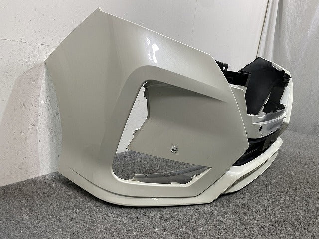 セレナ/ハイウェイスター C27/GFC27/GFNC27 e-POWER/HFC27 純正 後期 フロント バンパー 62022 5TT6H ブリリアントホワイトパール(149300)