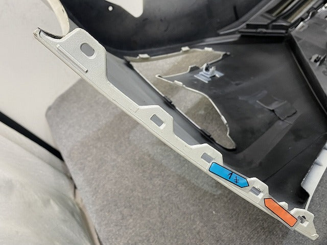 セレナ/ハイウェイスター C27/GFC27/GFNC27 e-POWER/HFC27 純正 後期 フロント バンパー 62022 5TT6H ブリリアントホワイトパール(149300)