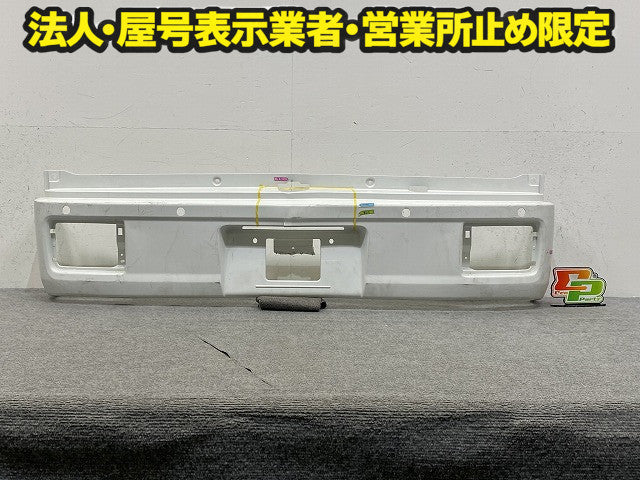 エブリィ/クリッパー NV100/スクラム DA17V/DR17V/DG17V 純正 リア バンパー Rバンパー フェイス 71811-50T0 白素地 スズキ(149301)