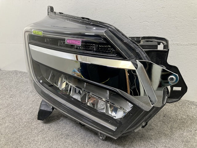 N-BOX/NBOX Nボックス カスタム/JF3/JF4 純正 右 ヘッドライト/ランプ LED レベライザー STANLEY W3106 33100-TTA-J02 ホンダ(149318)