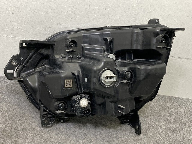 N-BOX/NBOX Nボックス カスタム/JF3/JF4 純正 右 ヘッドライト/ランプ LED レベライザー STANLEY W3106 33100-TTA-J02 ホンダ(149318)